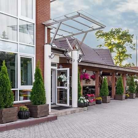Holiday Stary Folwark Exterior photo